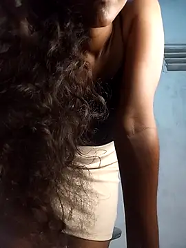 venuki ihalagamage online show from March 4, 5:52 pm