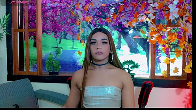 Cristal Villael online show from November 8, 6:51 am