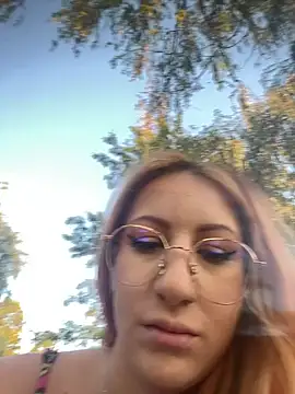 DaddysLittleSlutfox online show from September 8, 4:06 pm