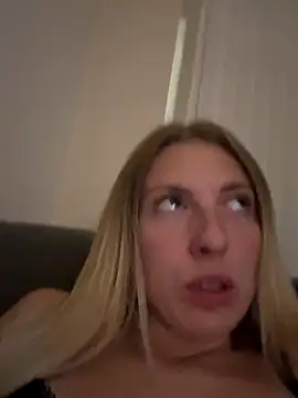 CheekyChelseaX online show from September 17, 7:56 pm