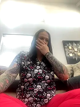 sinfful-secrets online show from September 15, 8:05 pm