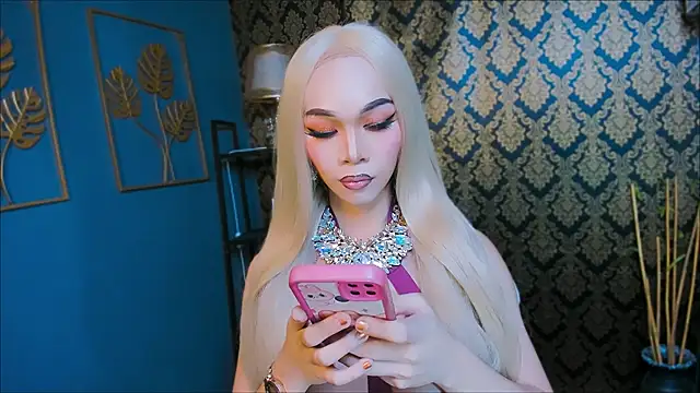 BelindaAbundance online show from November 26, 5:25 pm