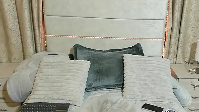 incognyta online show from October 8, 3:49 pm