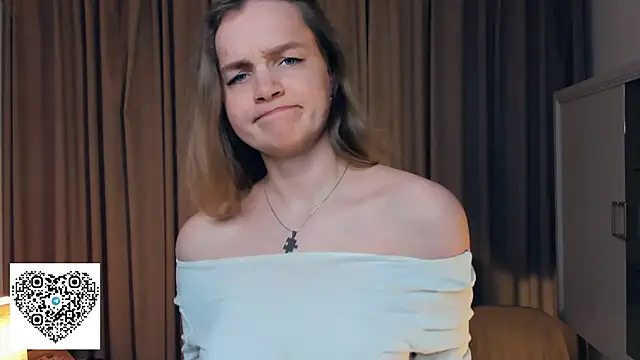 KerenFurguson online show from October 16, 7:27 pm