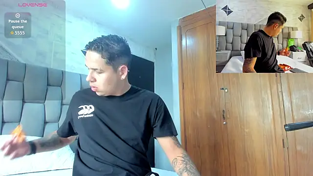 markAndPhilip online show from October 3, 12:54 pm