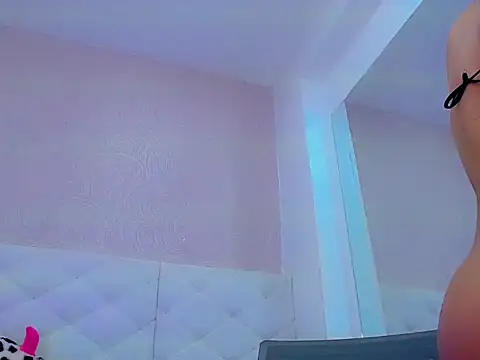 hanna sweett34 online show from October 24, 5:25 am