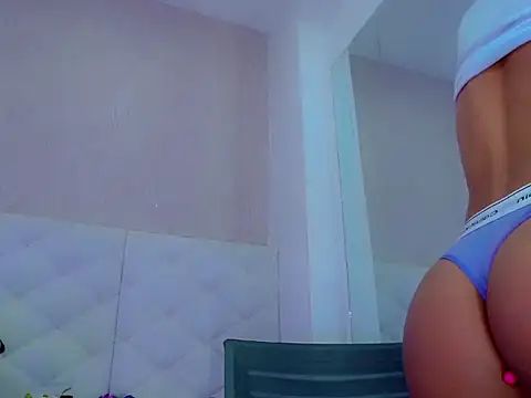 hanna sweett34 online show from October 7, 4:00 pm