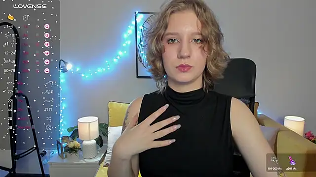 Hailey Foxy online show from September 28, 9:25 am