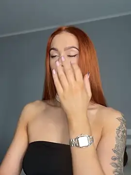 LittleFox    online show from October 7, 7:13 am