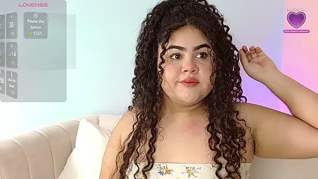 lourdes moon22 online show from January 10, 1:05 pm