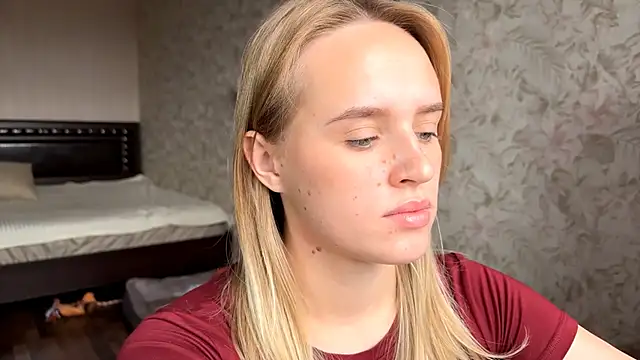 ElisabetLorney online show from October 18, 8:06 am