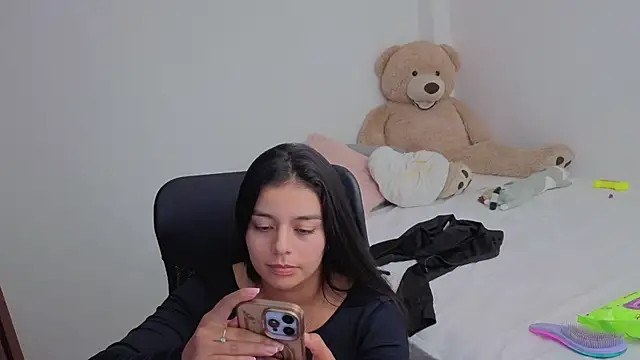 valerihouse online show from February 27, 1:38 am