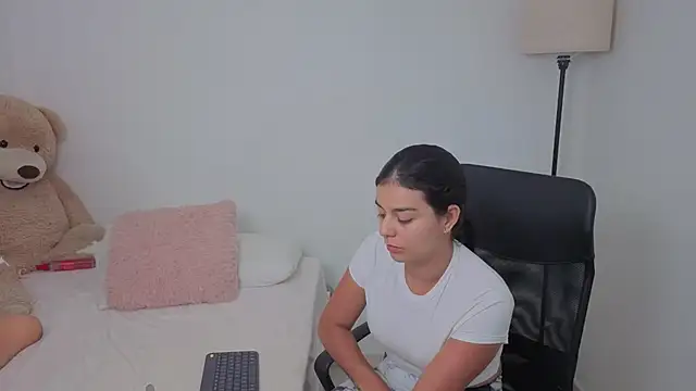 valerihouse online show from October 17, 12:58 am