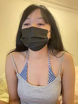 Minnie-2025 online show from April 15, 6:08 pm