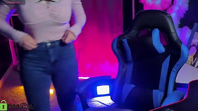 Penny Stanley online show from September 26, 2:31 am