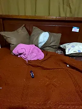 Isisflame online show from January 17, 3:14 am