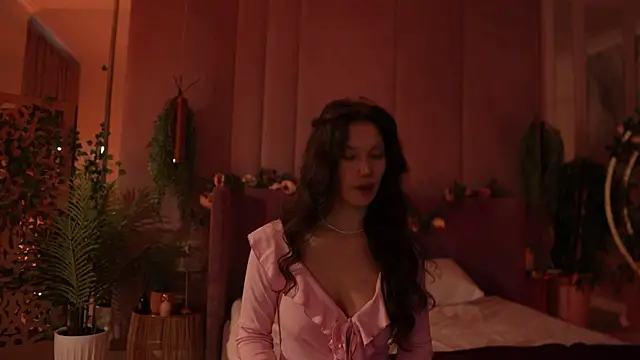 MaryNixon  online show from October 13, 5:10 am