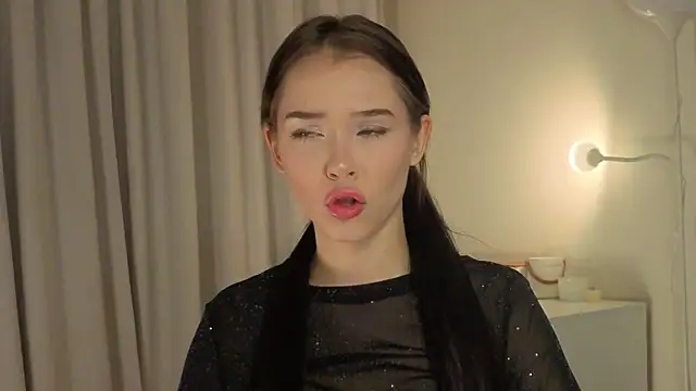 slyshypie online show from November 6, 2:12 pm