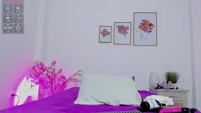 hellzel moon online show from October 16, 7:38 pm