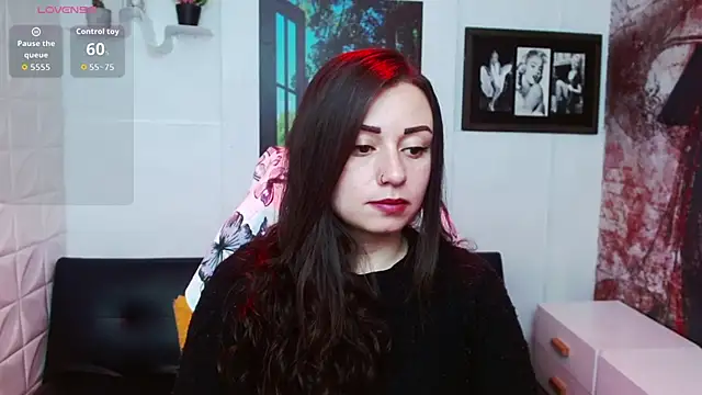 Eva Roussell online show from February 28, 5:45 pm