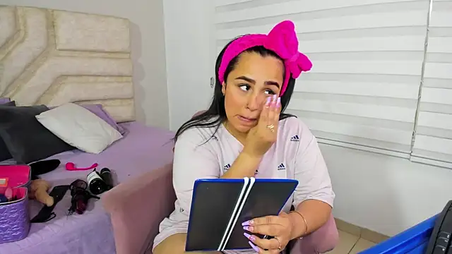  adahara queen online show from September 10, 4:01 am