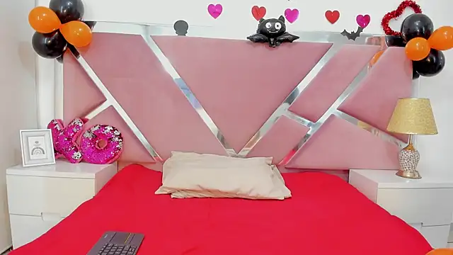 SulyClarck online show from October 30, 9:16 pm