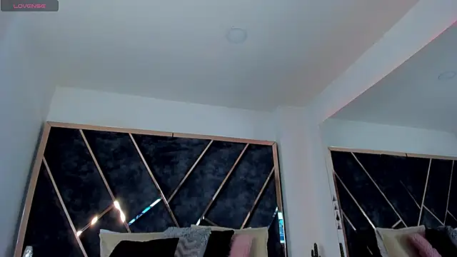 SusanaHenao online show from September 29, 7:08 pm