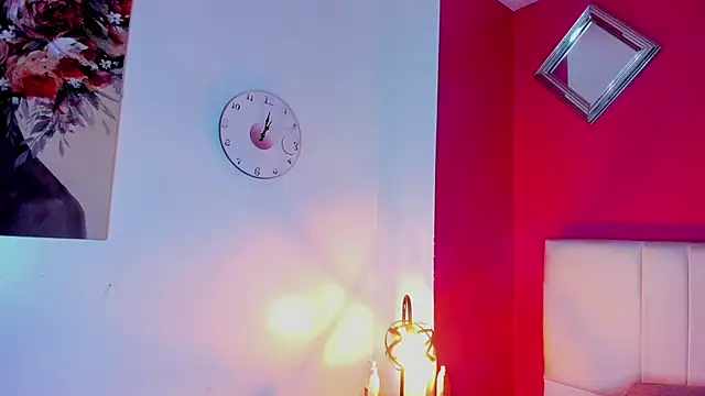 Miia colliins online show from November 12, 8:29 pm