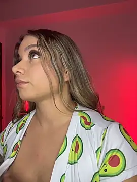 AnnyLopezzz  online show from October 3, 5:01 am