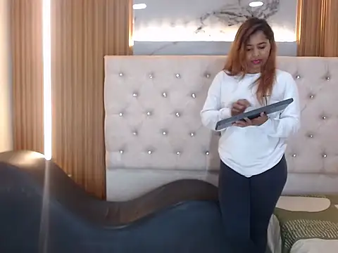 sabrina roosa online show from October 13, 11:24 am