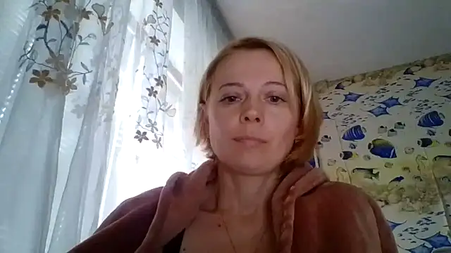 LiluXRose online show from September 15, 10:23 am