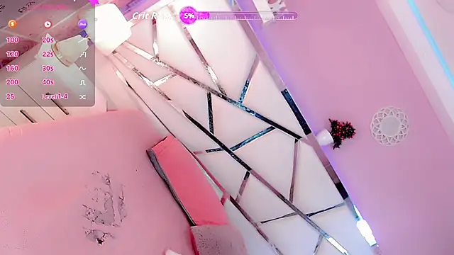 Miacuteee online show from September 26, 8:50 pm