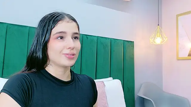 Ashley Evans22 online show from February 19, 12:10 am