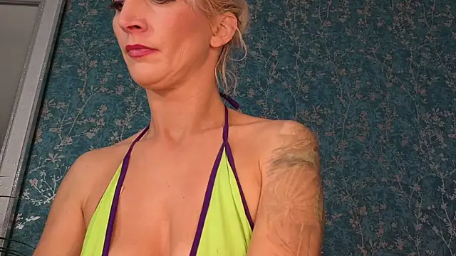 SereneXX online show from November 23, 10:28 am