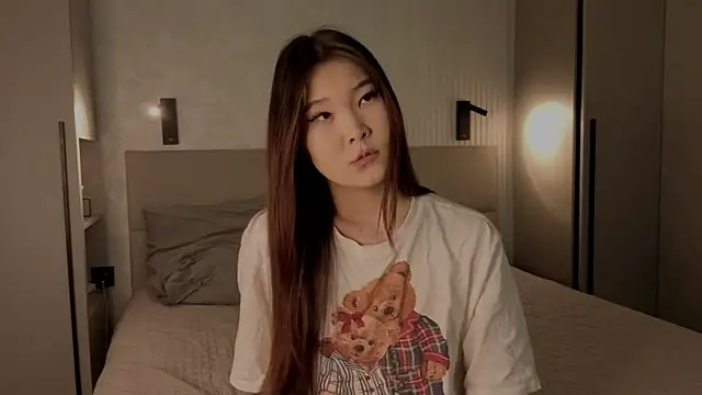 iamyuki online show from November 10, 2:56 pm