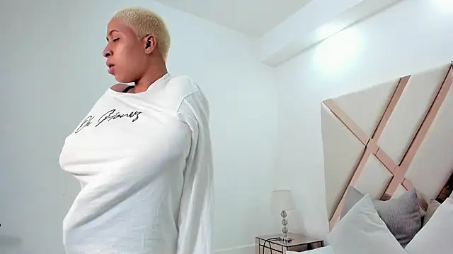 cloemorwen online show from September 30, 9:52 pm