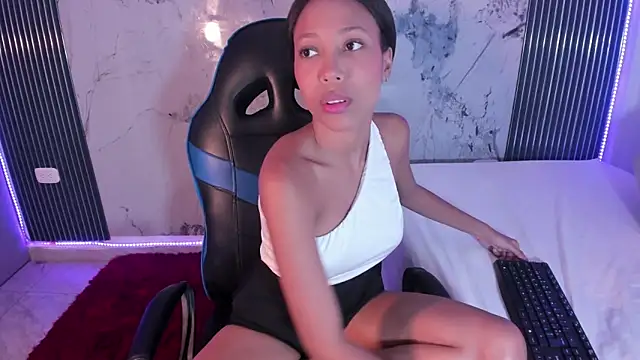 Mia Duarte1 online show from September 9, 7:46 pm