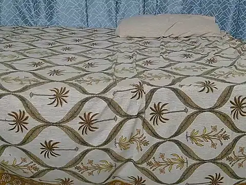 Its-ishikaa online show from October 6, 4:40 am