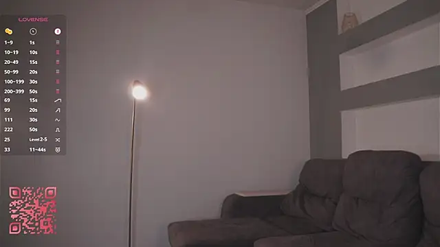 DreamyDaisy online show from October 24, 7:10 pm