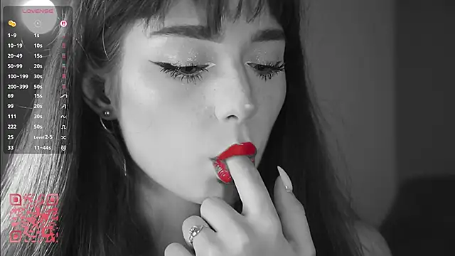 DreamyDaisy online show from October 4, 8:02 pm