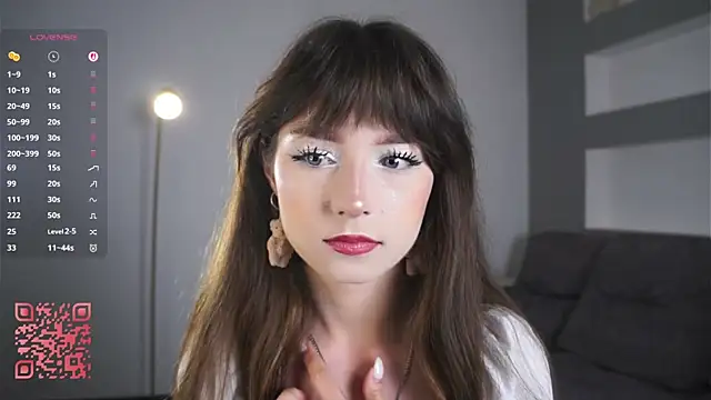 DreamyDaisy online show from October 10, 6:35 pm