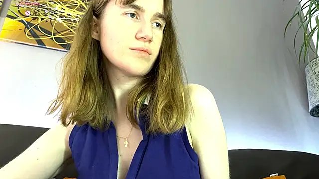 velina   online show from October 25, 9:32 pm