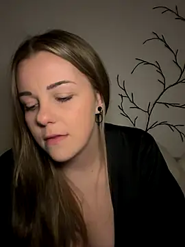 ItsLxsa online show from September 23, 9:24 pm