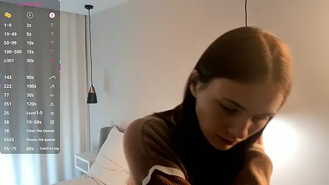 SirenaOstrem online show from October 8, 1:10 am