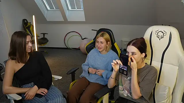  Lili 054 online show from November 19, 11:21 am