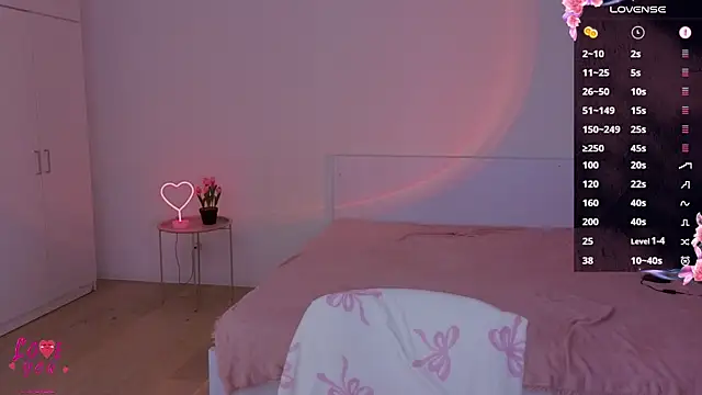 CuteAriel7 online show from September 24, 5:01 pm