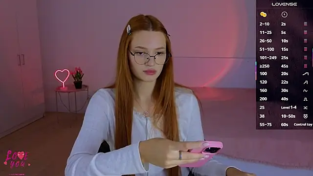 CuteAriel7 online show from October 7, 4:22 pm