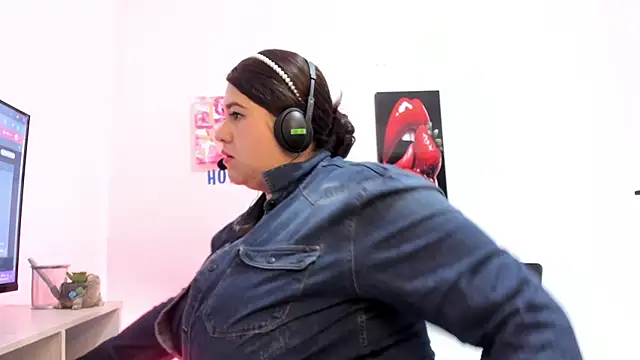 SafiroFer online show from September 19, 9:03 pm