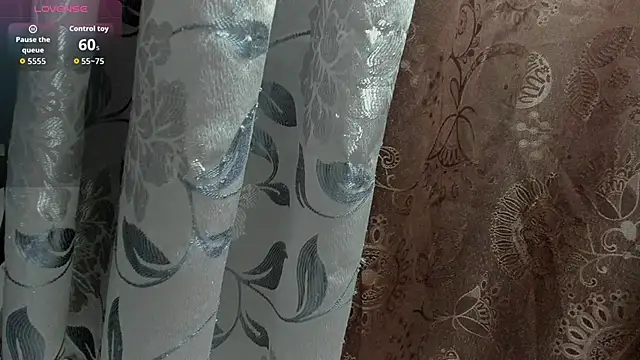 iamCharlotte19 online show from September 11, 7:47 pm