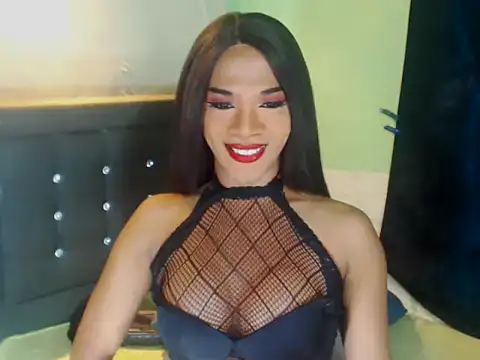 GoldenCumTYRA online show from September 28, 12:10 pm